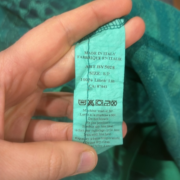 Emerald green snake skin patterned fabric linen dress by ALLEGRA MASETTI - Picture 8 of 8